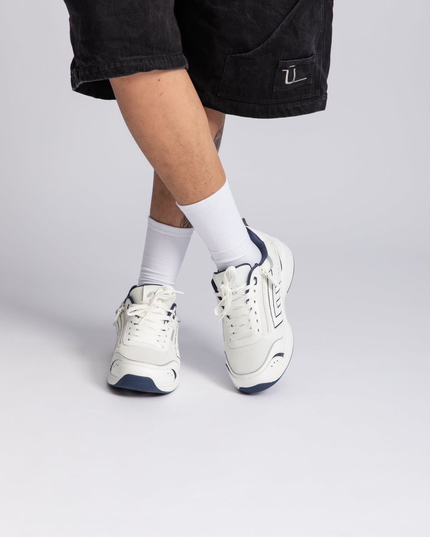 Limitless 253 (Unisex) - White/Navy