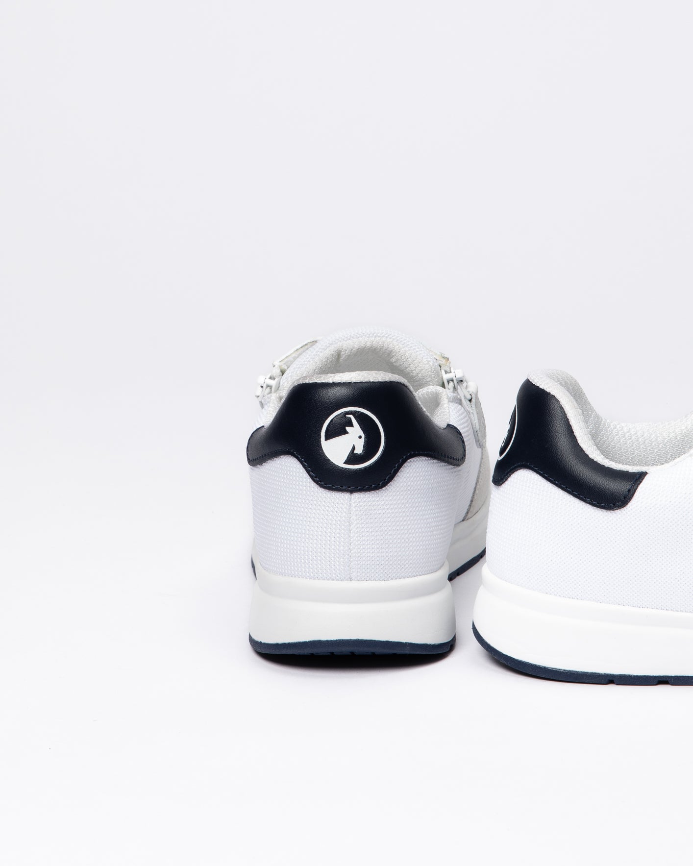 Comfort Court (Unisex) - White/Navy