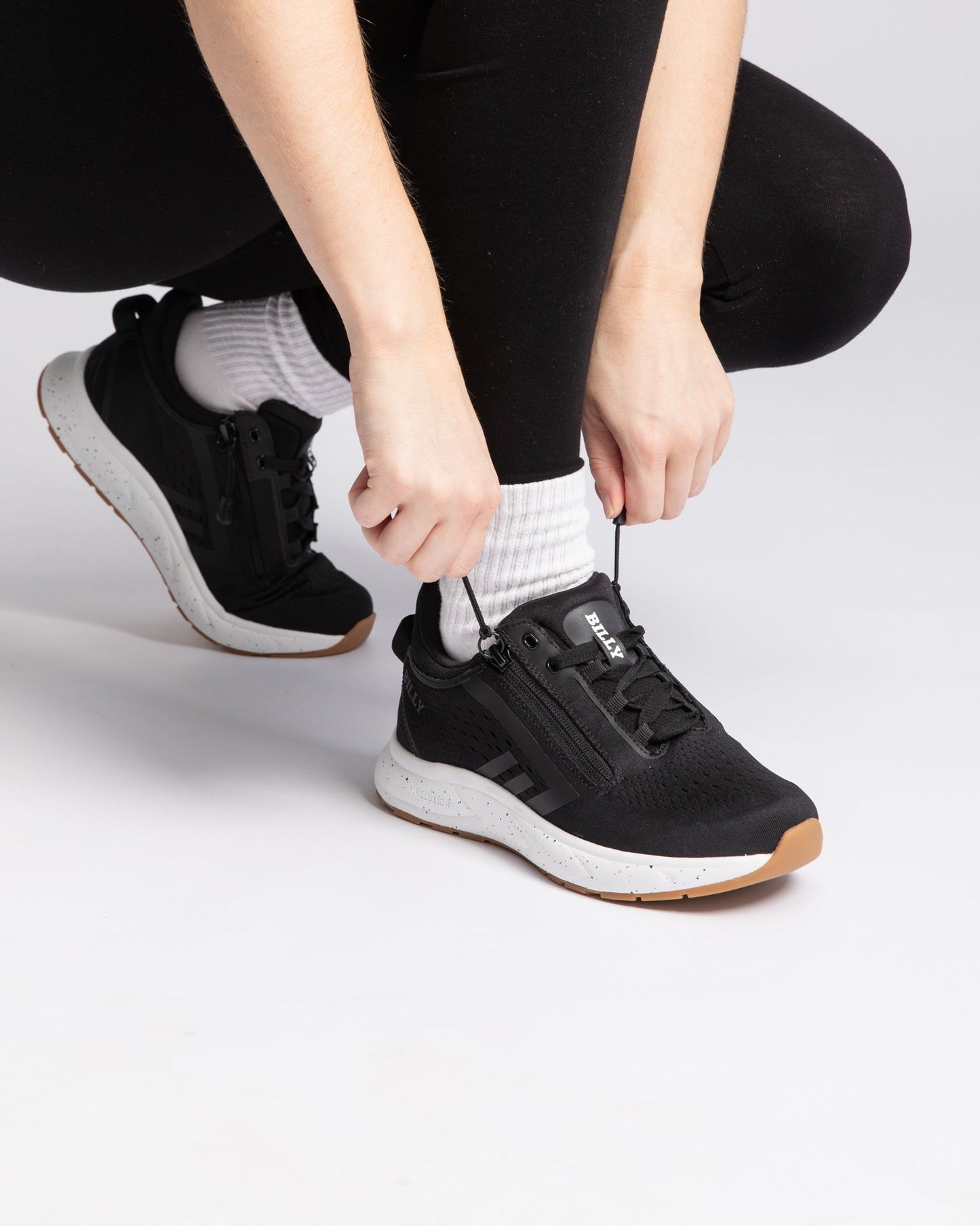 Inclusion Sport  DZ1 (Women) - Black/Gum