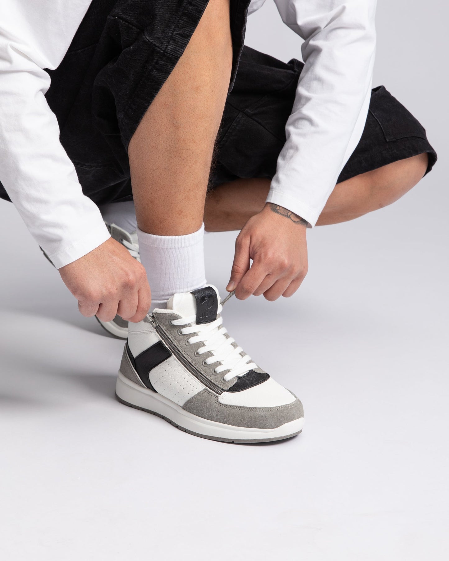 Comfort DZ (Unisex) - White/Grey